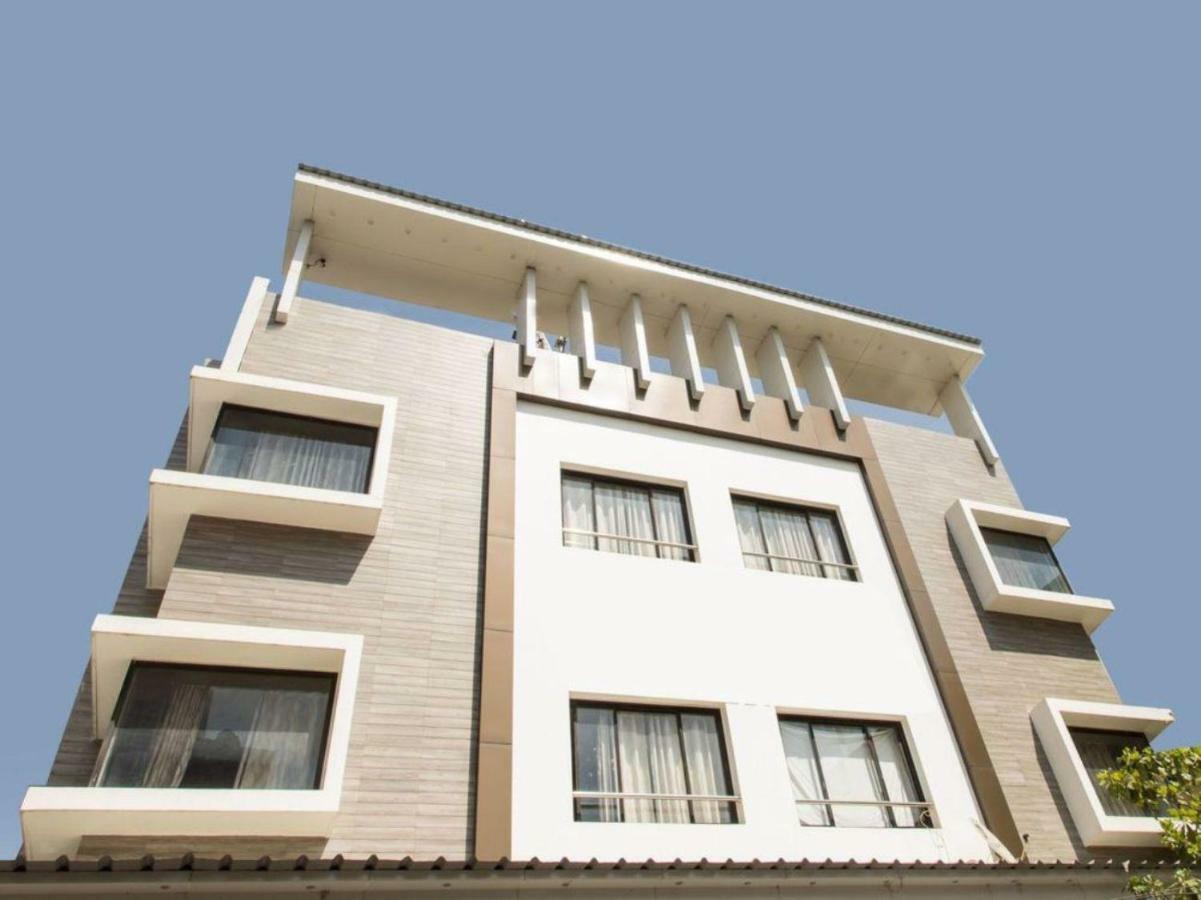 Hotel Maheshwari Avenue Udždžain Exteriér fotografie